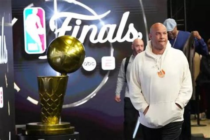 How Much Money Do NBA Assistant Coaches Make? FanBuzz