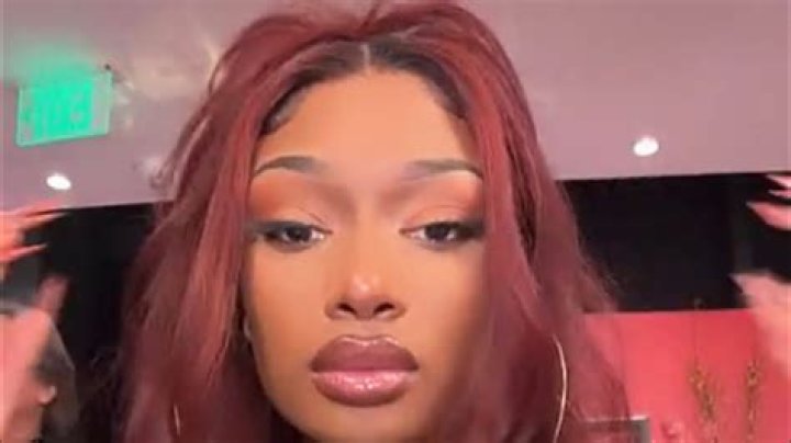 Megan Thee Stallion Ig live (112223), Thanksgiving Eve🦃 YouTube